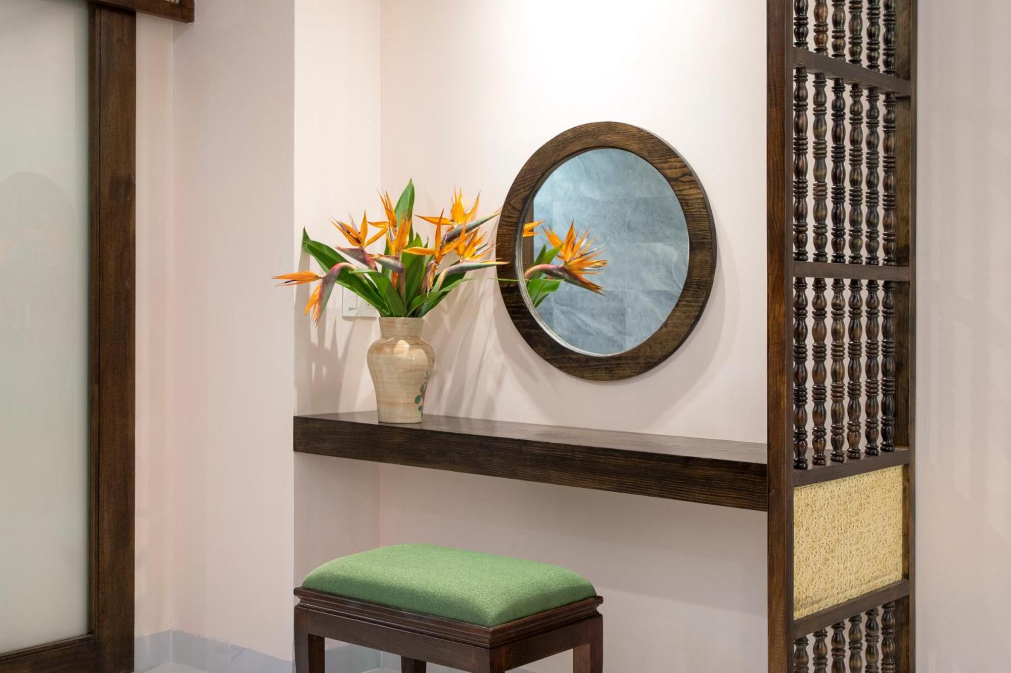 Palm Garden Beach Resort & Spa Хоян Екстер'єр фото A dressing table
