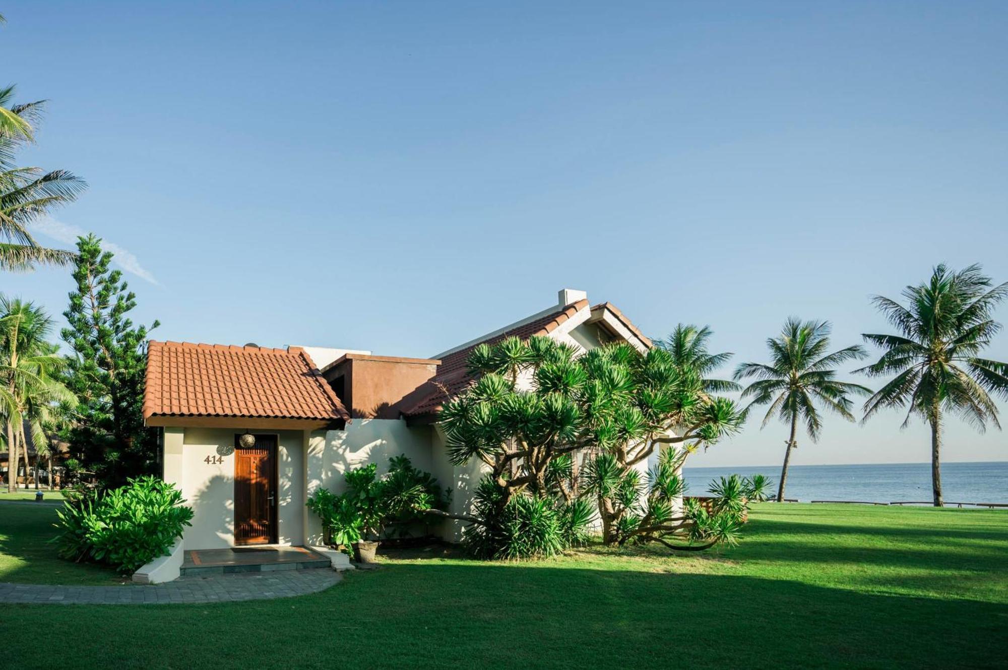 Palm Garden Beach Resort & Spa Хоян Екстер'єр фото A villa at the resort